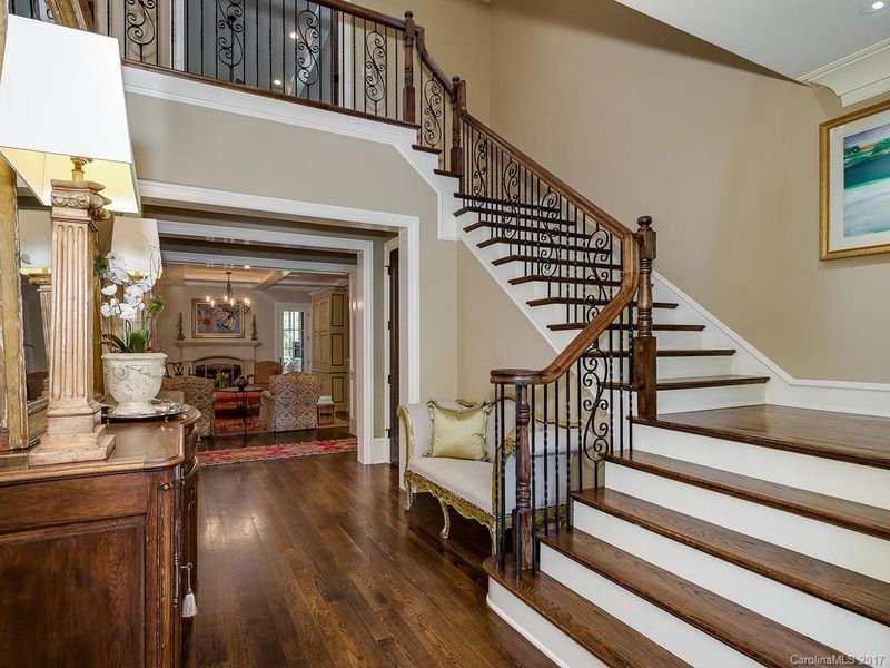 3829 Arbor Way, Charlotte, NC 28211