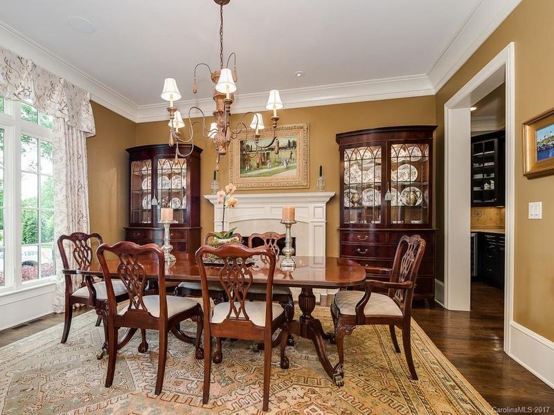 3829 Arbor Way, Charlotte, NC 28211