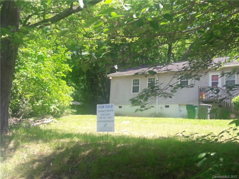 801 E 17th St, Charlotte, NC 28205