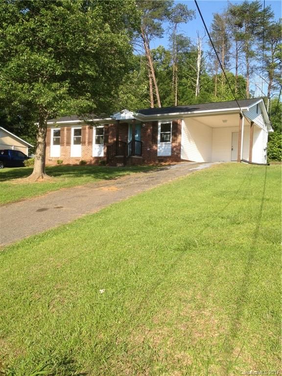 2240 Devon Dr, Dallas, NC 28034