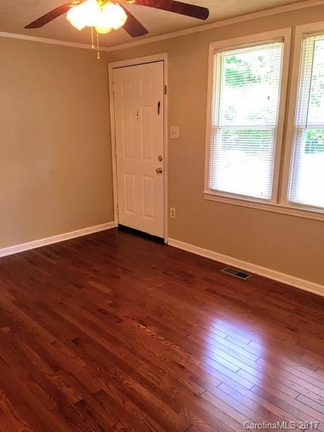 121 Morris St, Mount Holly, NC 28120