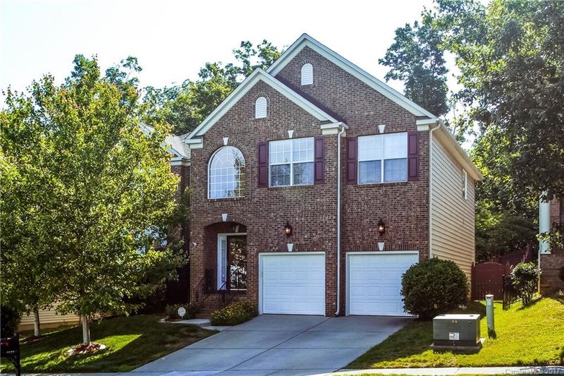 2209 Elendil Ln, Charlotte, NC 28269