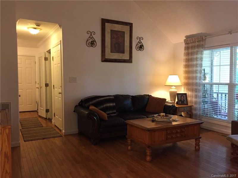712 Cove Rd, Gastonia, NC 28052