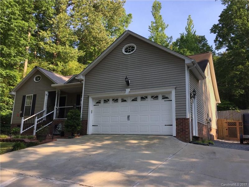 712 Cove Rd, Gastonia, NC 28052