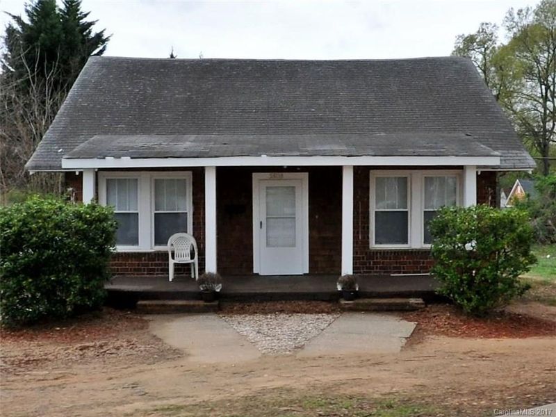 3303 Tuckaseegee Rd, Charlotte, NC 28208