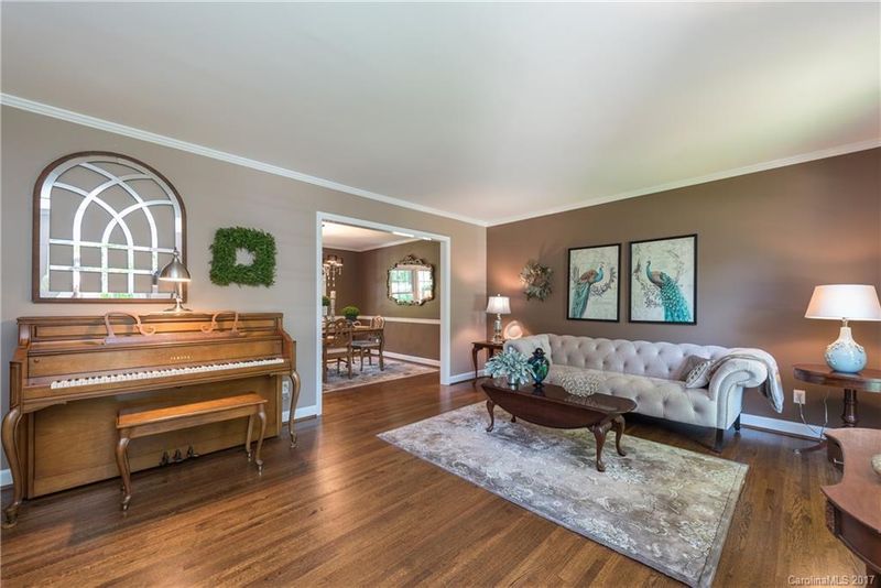 2343 Ainsdale Rd, Charlotte, NC 28226
