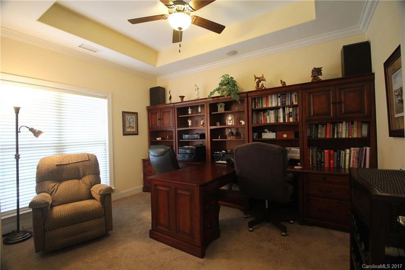 21265 Summerbrook Dr, Cornelius, NC 28031