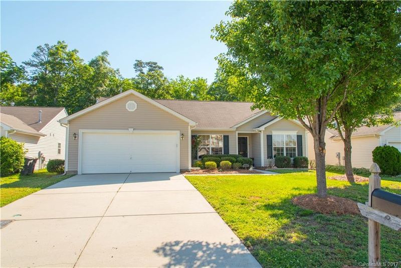 219 Summit Park Ct, Kannapolis, NC 28083
