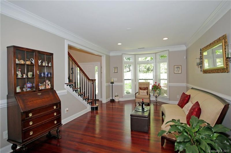 8424 Quarters Ln, Mint Hill, NC 28227