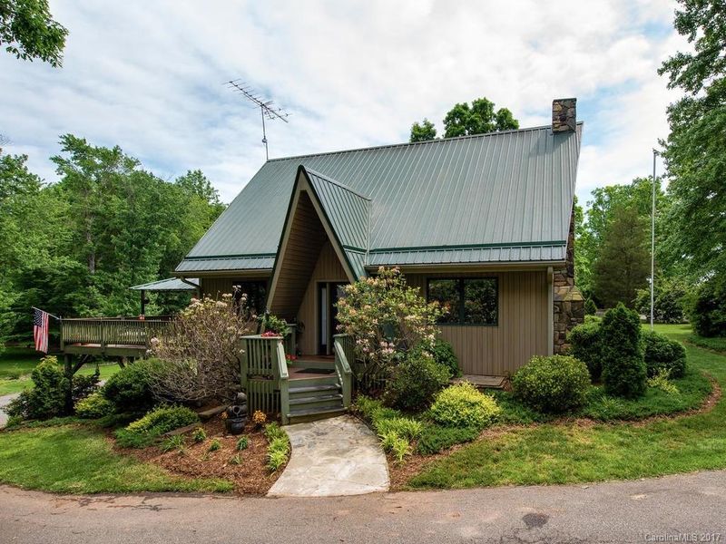 1850 Wolf Ridge Dr, Catawba, NC 28609