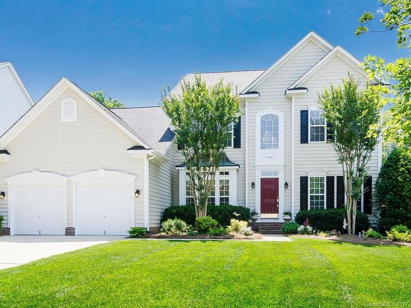 15563 Donnington Dr, Charlotte, NC 28277