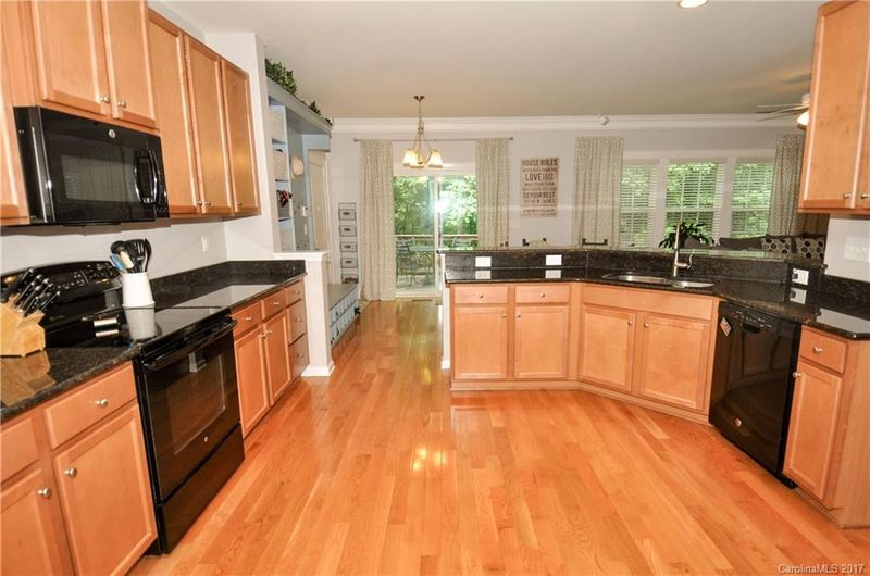 13623 Helen Benson Blvd, Davidson, NC 28036