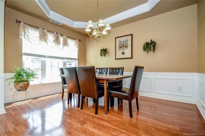 18212 Harbor Mist Rd, Cornelius, NC 28031