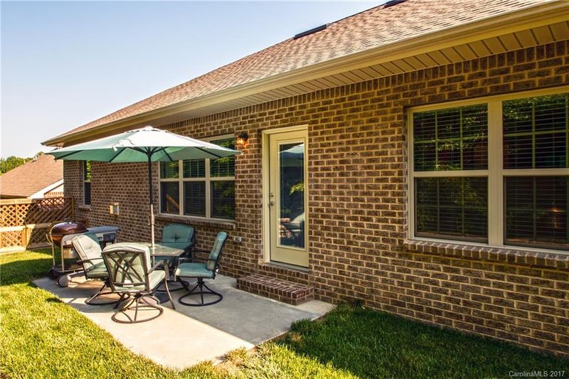 7226 Ogden Pl, Denver, NC 28037
