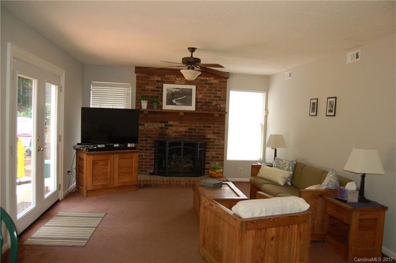 12508 Emerald Ct, Pineville, NC 28134