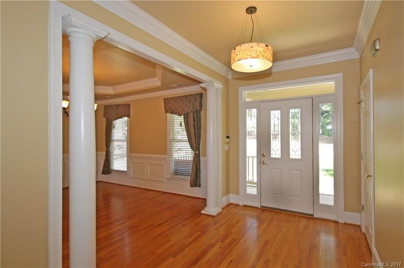 7264 Woodside Ct, Denver, NC 28037