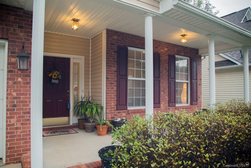6906 Brachnell View Dr, Charlotte, NC 28269