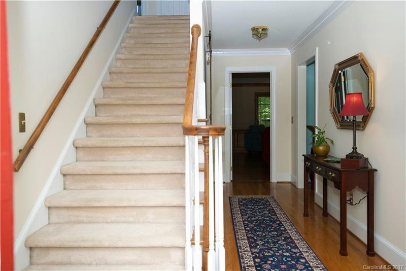 7020 Kimberton Dr, Charlotte, NC 28270