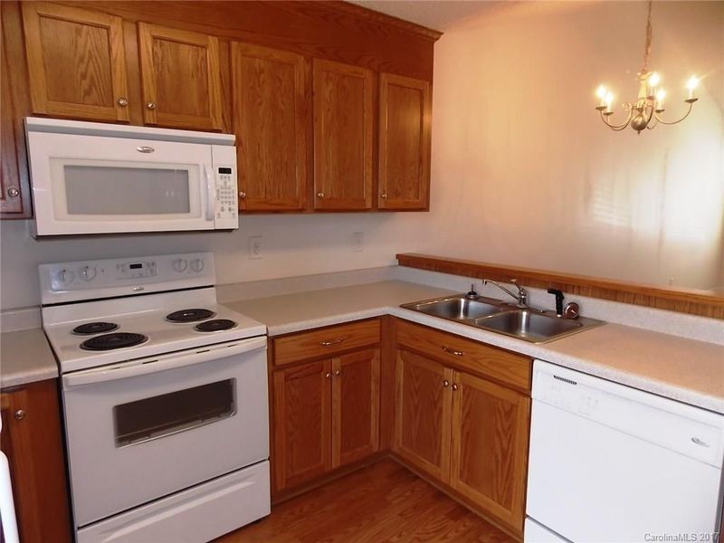 931 Barracuda Ave #63, Statesville, NC 28677