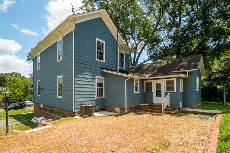 100 Cedar Ln #55, Mount Holly, NC 28120