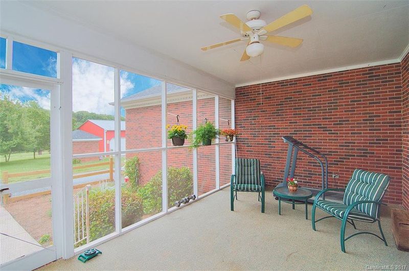 2210 Mcmanus Rd, Midland, NC 28107