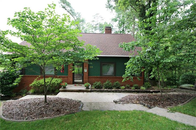 335 Summit Ct SE, Concord, NC 28025