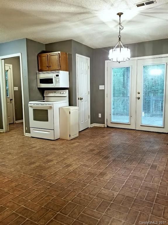 7824 Maplewood Ln, Waxhaw, NC 28173