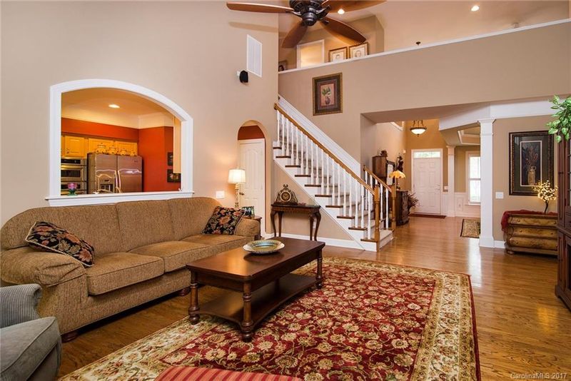 224 Robinlynn Rd #84, Matthews, NC 28105
