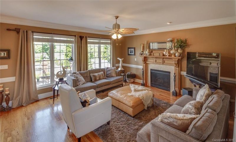 5934 Four Wood Dr #247, Matthews, NC 28104