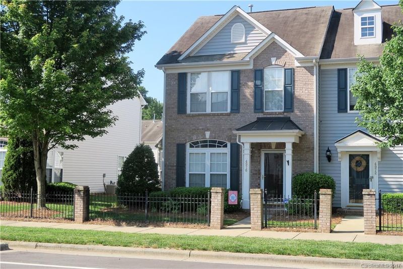 4976 Prosperity Ridge Rd, Charlotte, NC 28269