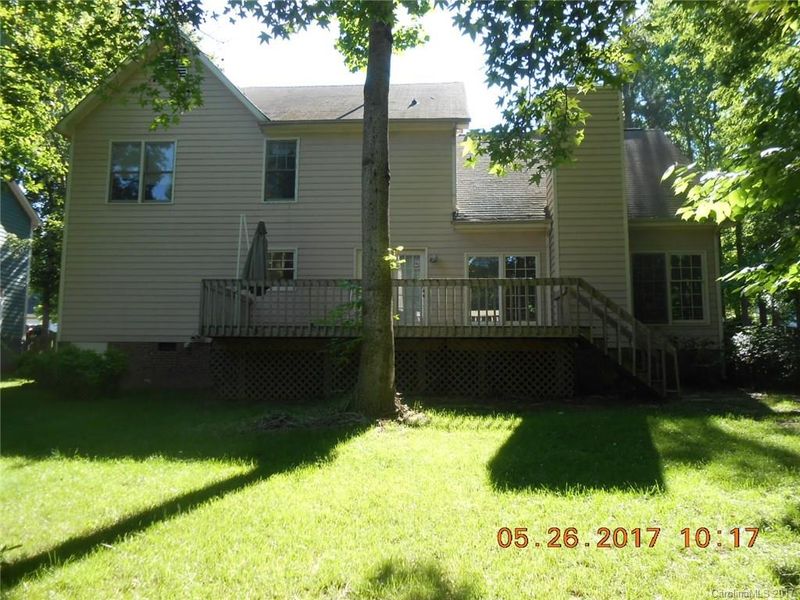2339 Heathershire Ln, Matthews, NC 28105