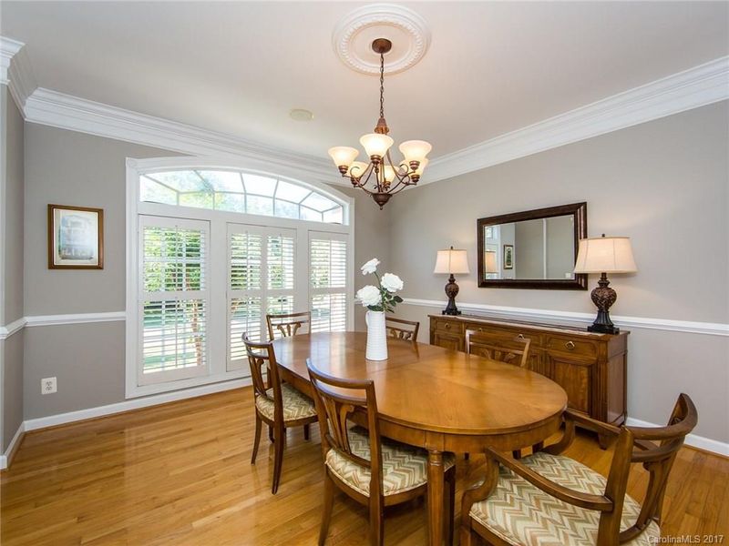 10731 Honey Nut Dr, Charlotte, NC 28277