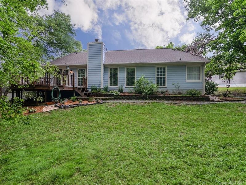 9914 Manbey Ct, Charlotte, NC 28269