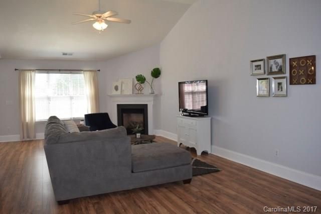 524 Annalinde Ln, Rock Hill, SC 29732