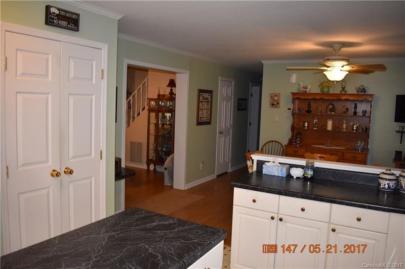 1961 Shadow Oak Dr, Rock Hill, SC 29730