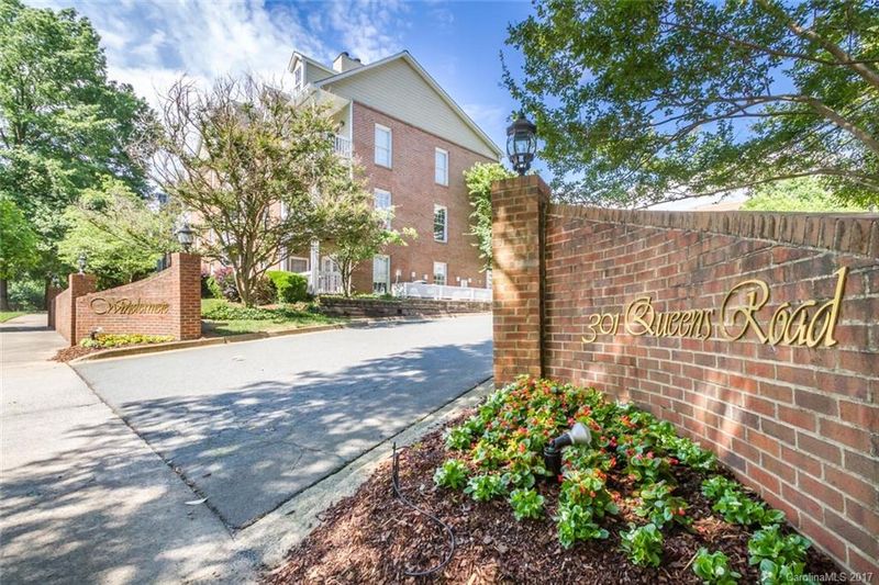 301 Queens Rd #201, Charlotte, NC 28204