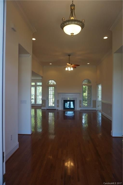 7975 Grimsby Cir, Harrisburg, NC 28075