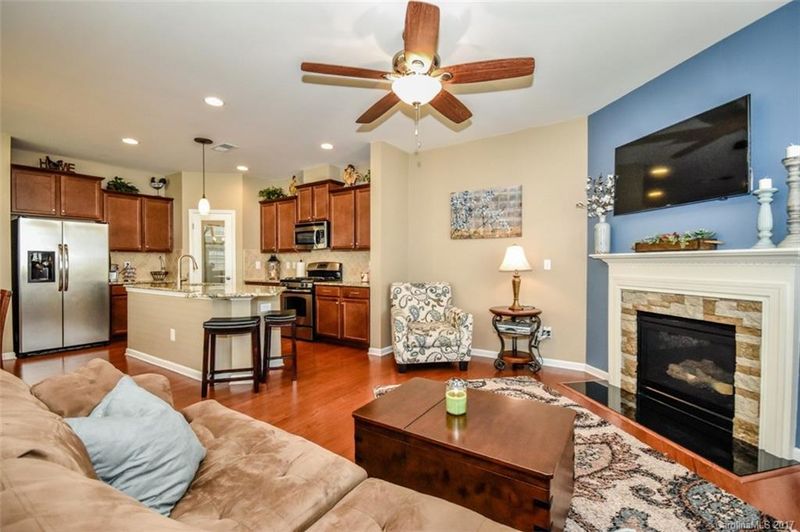 8267 Viewpoint Ln #2201, Cornelius, NC 28031