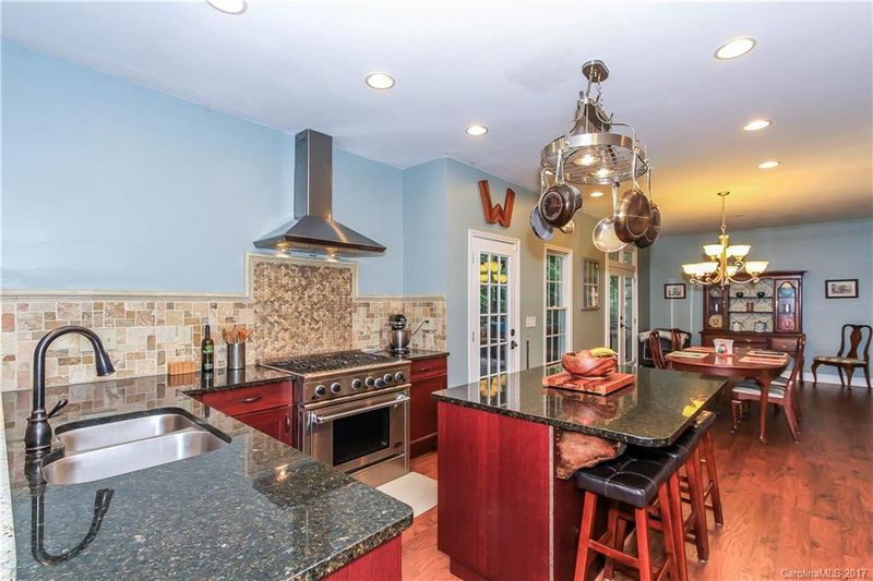 4404 Candalon Way, Matthews, NC 28105