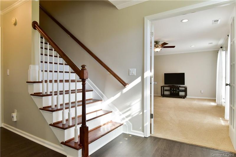 5024 Biltmore Forest Dr, Matthews, NC 28105