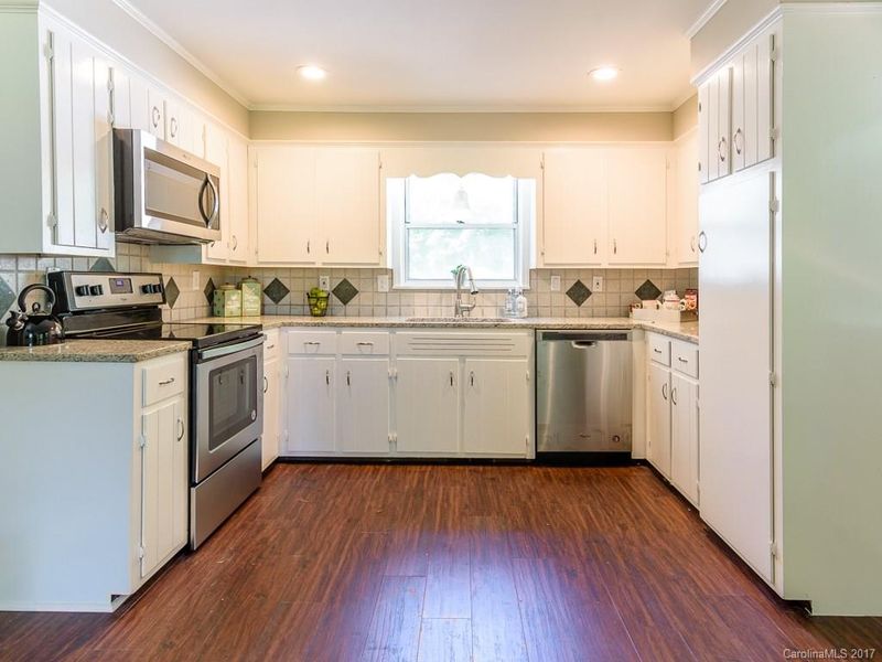 4610 Drifter Dr, Charlotte, NC 28227