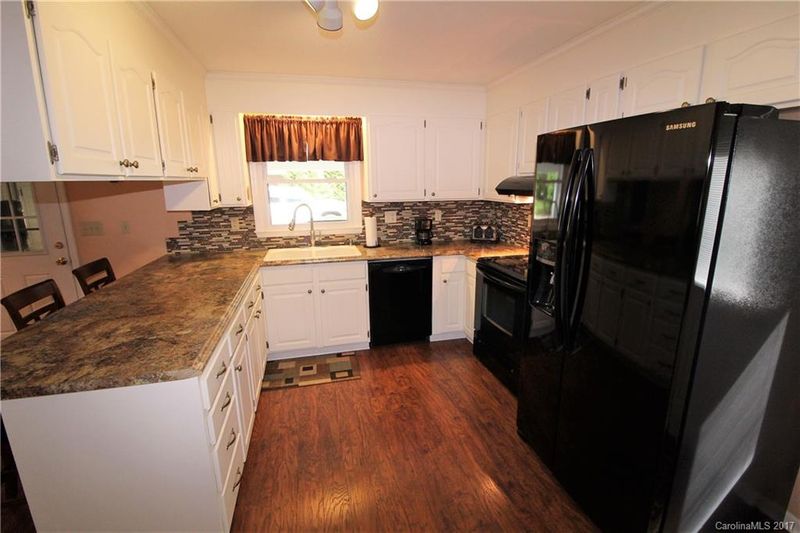 774 Pine Haven Cir #4, Clover, SC 29710