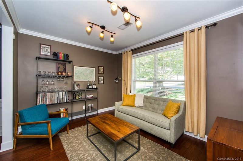 9537 Brighthaven Ln, Charlotte, NC 28214