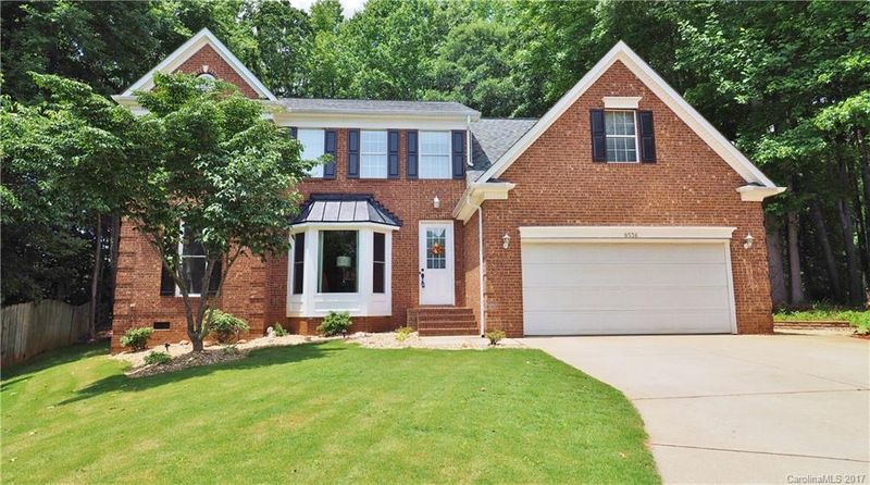 8536 Etherton Ct, Charlotte, NC 28216