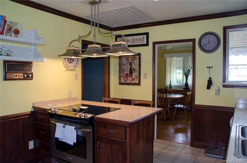 3033 Kershaw Camden Hw, Lancaster, SC 29720