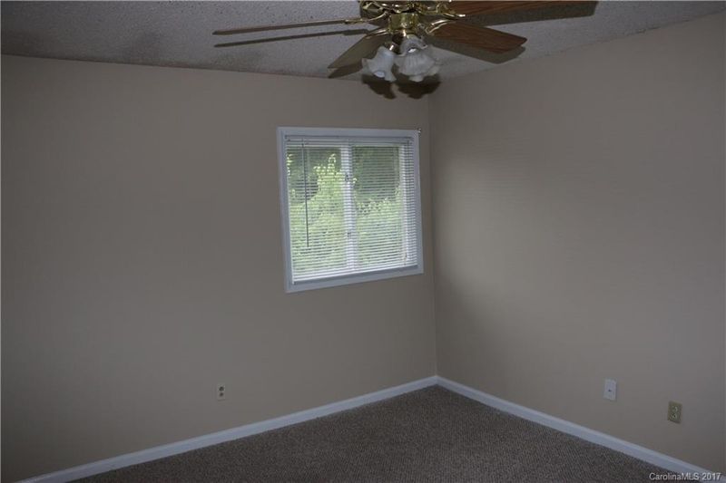 140 Lake Concord Rd #D-9, Concord, NC 28025