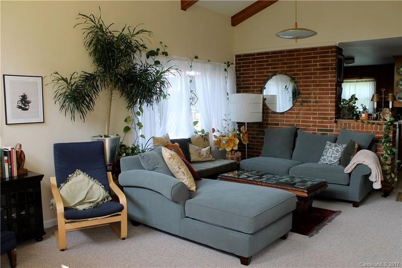 3912 Woodgreen Ter, Charlotte, NC 28205