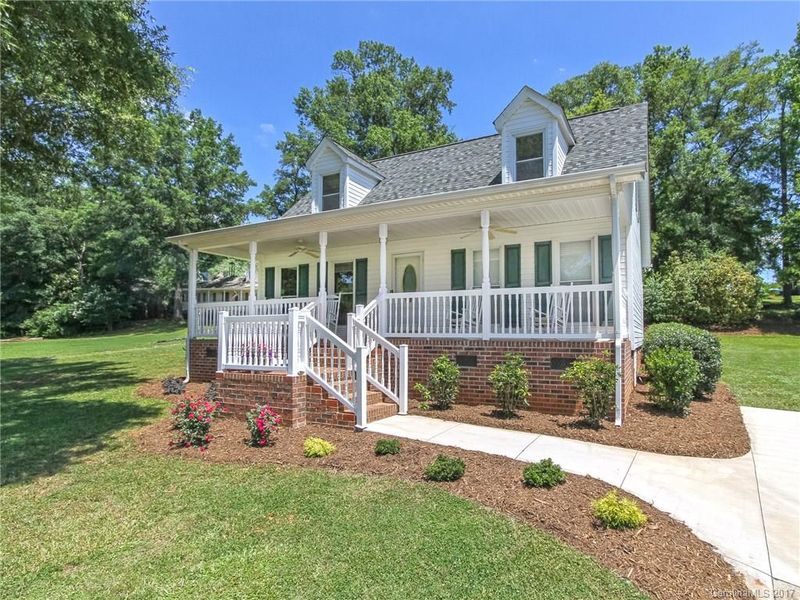 110 Shamrock Ct, Fort Mill, SC 29715