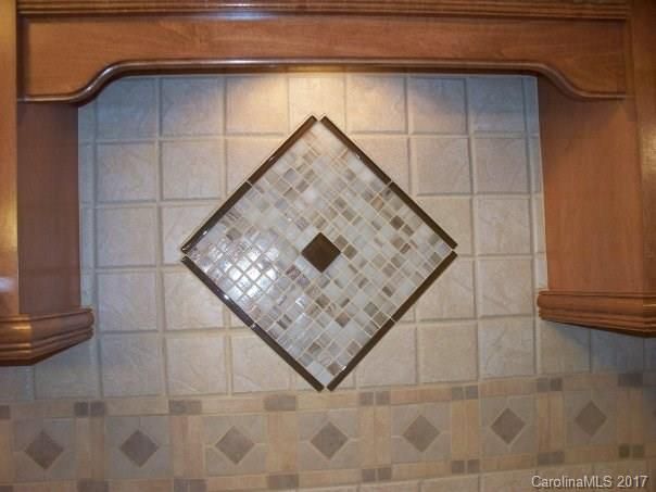 3614 Heather Ln, Gastonia, NC 28056