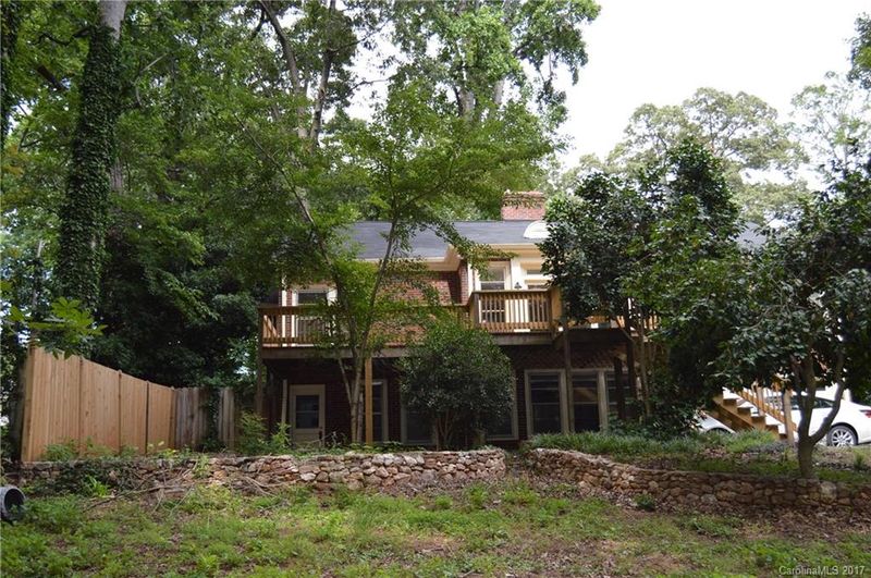 525 Sullivan Rd, Statesville, NC 28677